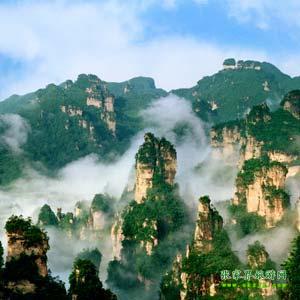 【長(zhǎng)沙往返線(xiàn)路1】張家界、鳳凰古城、天子山、黃龍洞三晚四日游